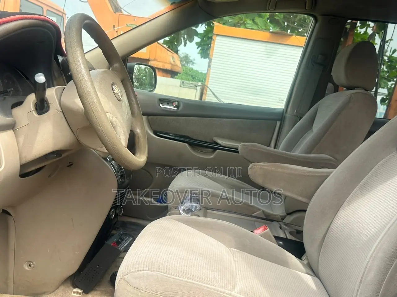Toyota Sienna 2005 White