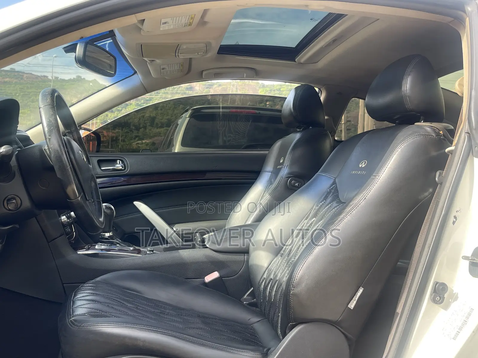 Infiniti G 2012 White