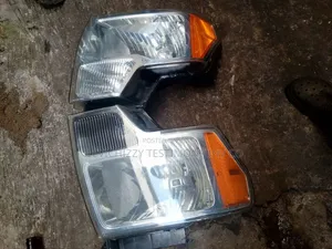 2010 2013,2014 Ford F150 Headlight