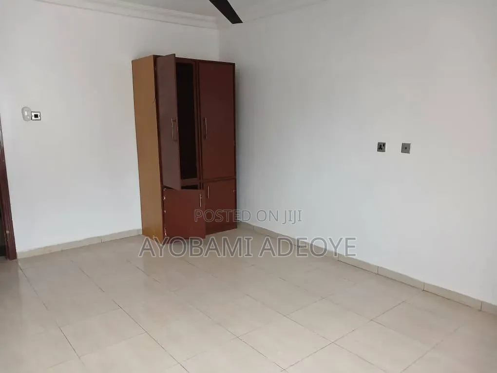 3bdrm Apartment in Sangotedo for rent
