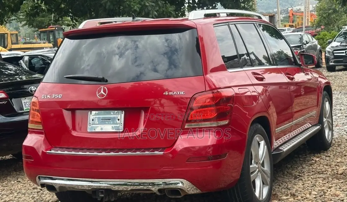 Mercedes-Benz GLK-Class 350 2010 Red