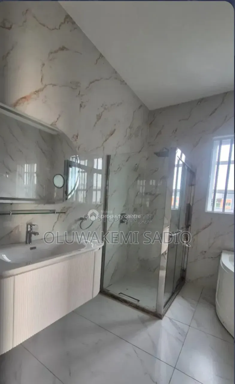 4bdrm Duplex in Ikeja Gra for rent