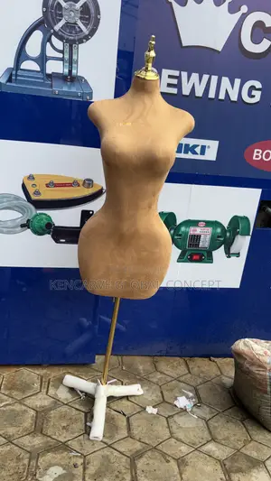 Pinnable Female Mannequin Body Form for Tailoring and Fashion Design