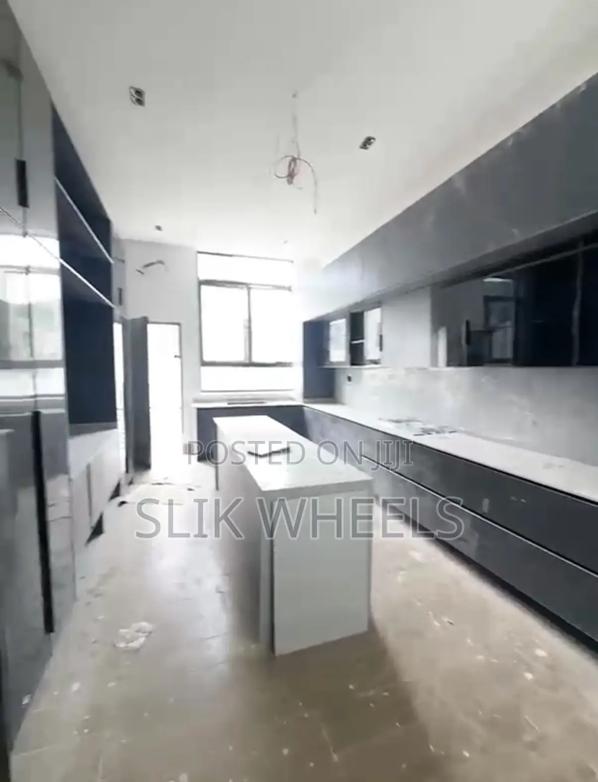 6bdrm Duplex in Guzape District for sale