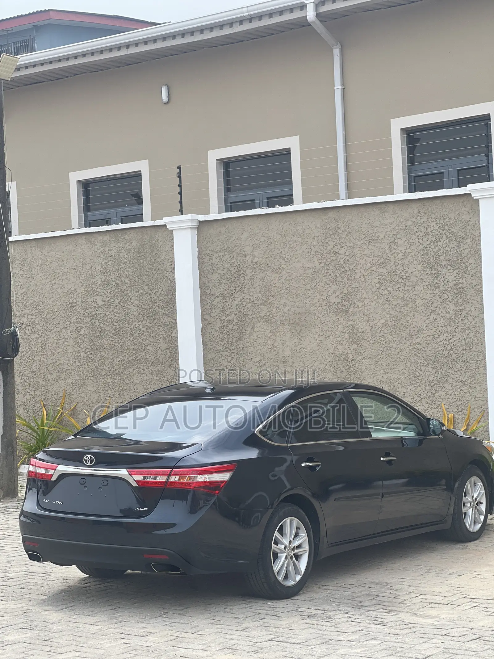 Toyota Avalon XLE 4dr Sedan (3.5L 6cyl 6A) 2015 Black