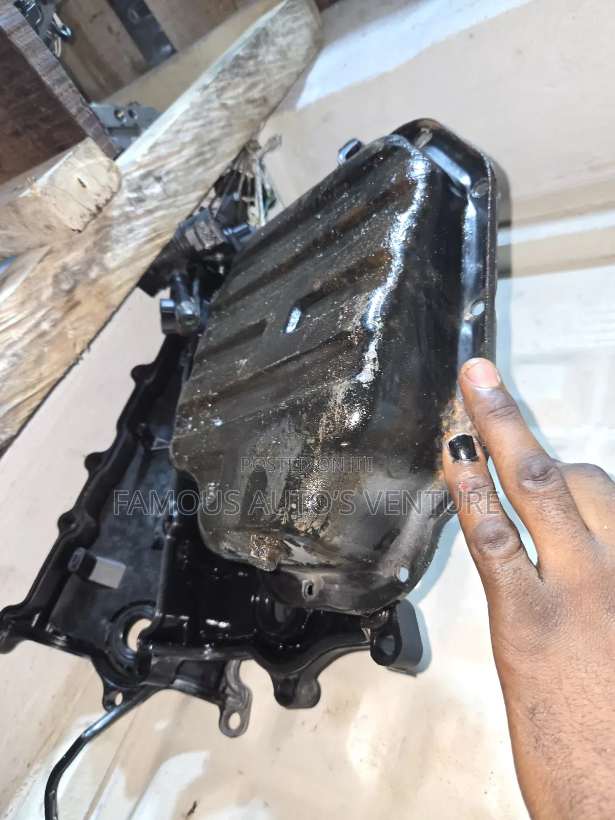 Leakage Nissan Maxima2015