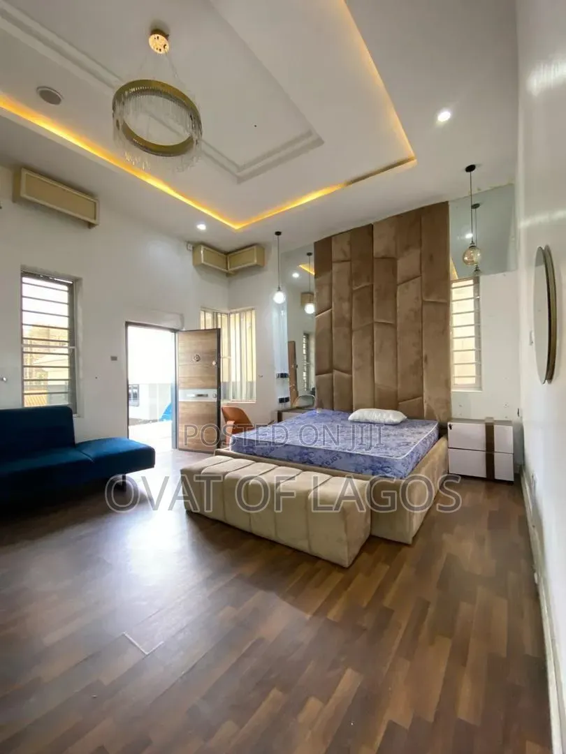 4bdrm Duplex in Chevron for rent