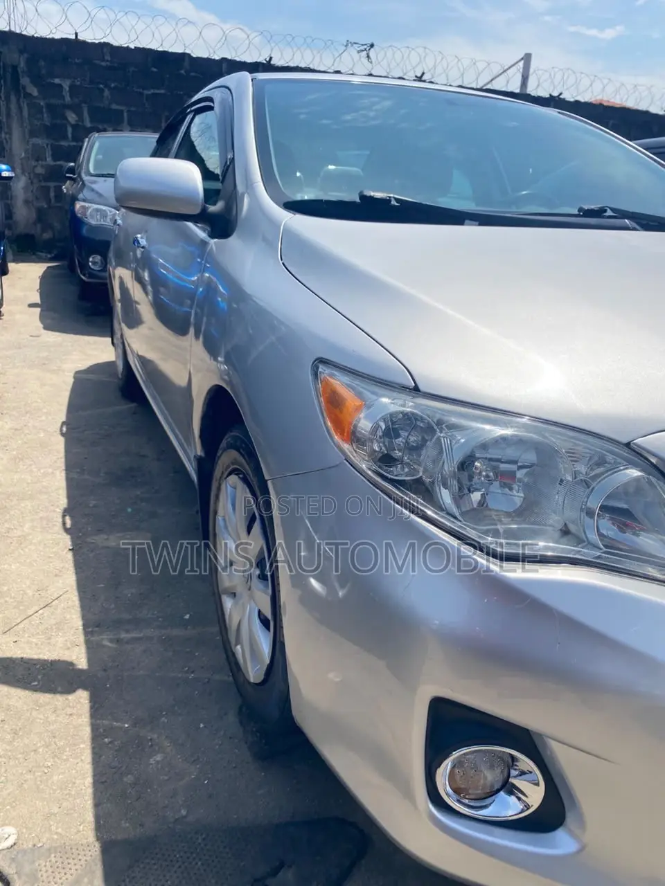 Toyota Corolla LE 4dr Sedan (1.8L 4cyl 4A) 2013 Silver