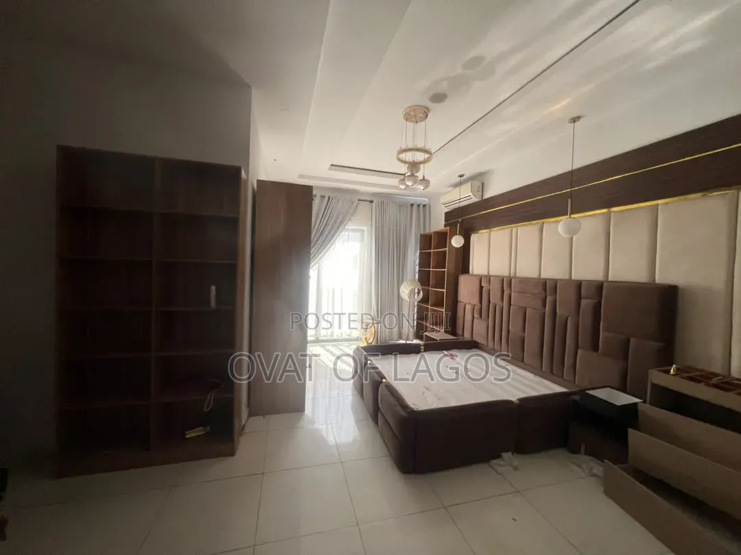 4bdrm Duplex in Ikota for rent