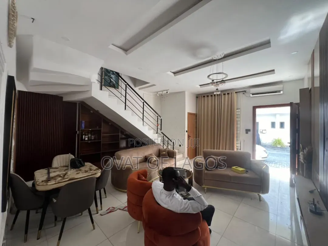 4bdrm Duplex in Ikota for rent