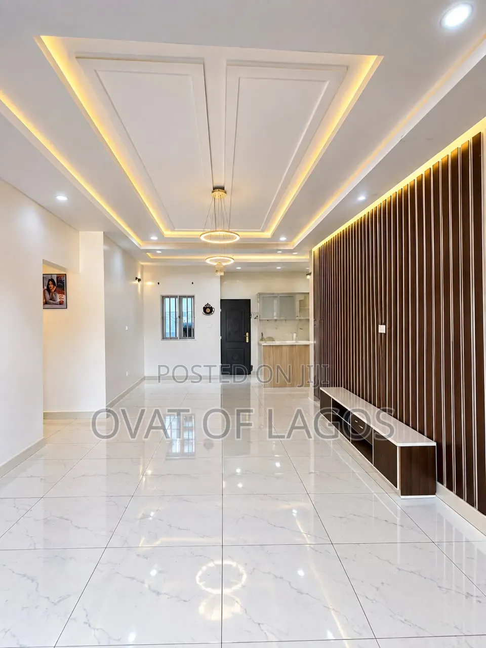 3bdrm Apartment in Chevron for rent