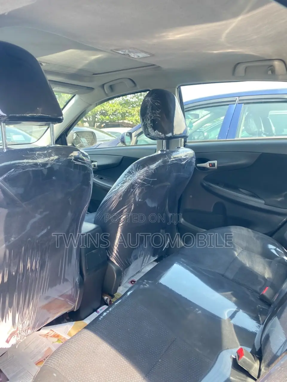 Toyota Corolla LE 4dr Sedan (1.8L 4cyl 4A) 2013 Black