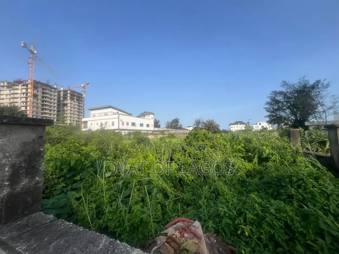 For Sale;
700Sqm Mixed Use Land 
Location; Banana Island, Ikoyi,