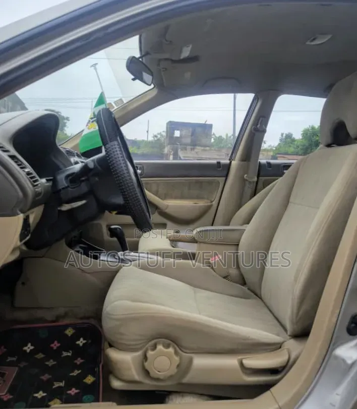 Honda Civic 1.6i LS Automatic 2005 Gold