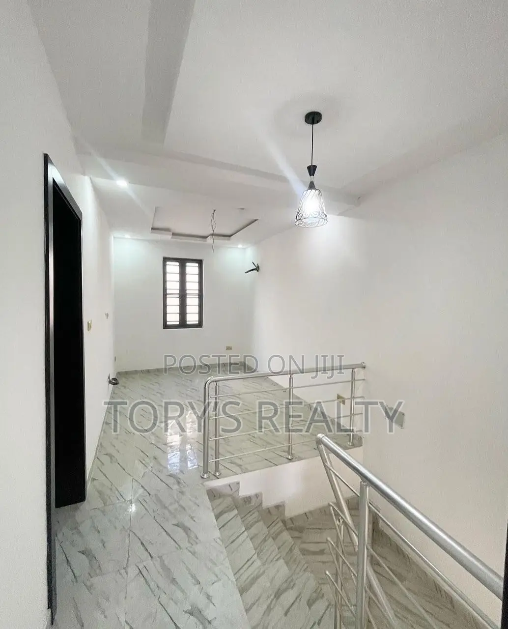 4bdrm Duplex in Lekki Phase 1 for rent