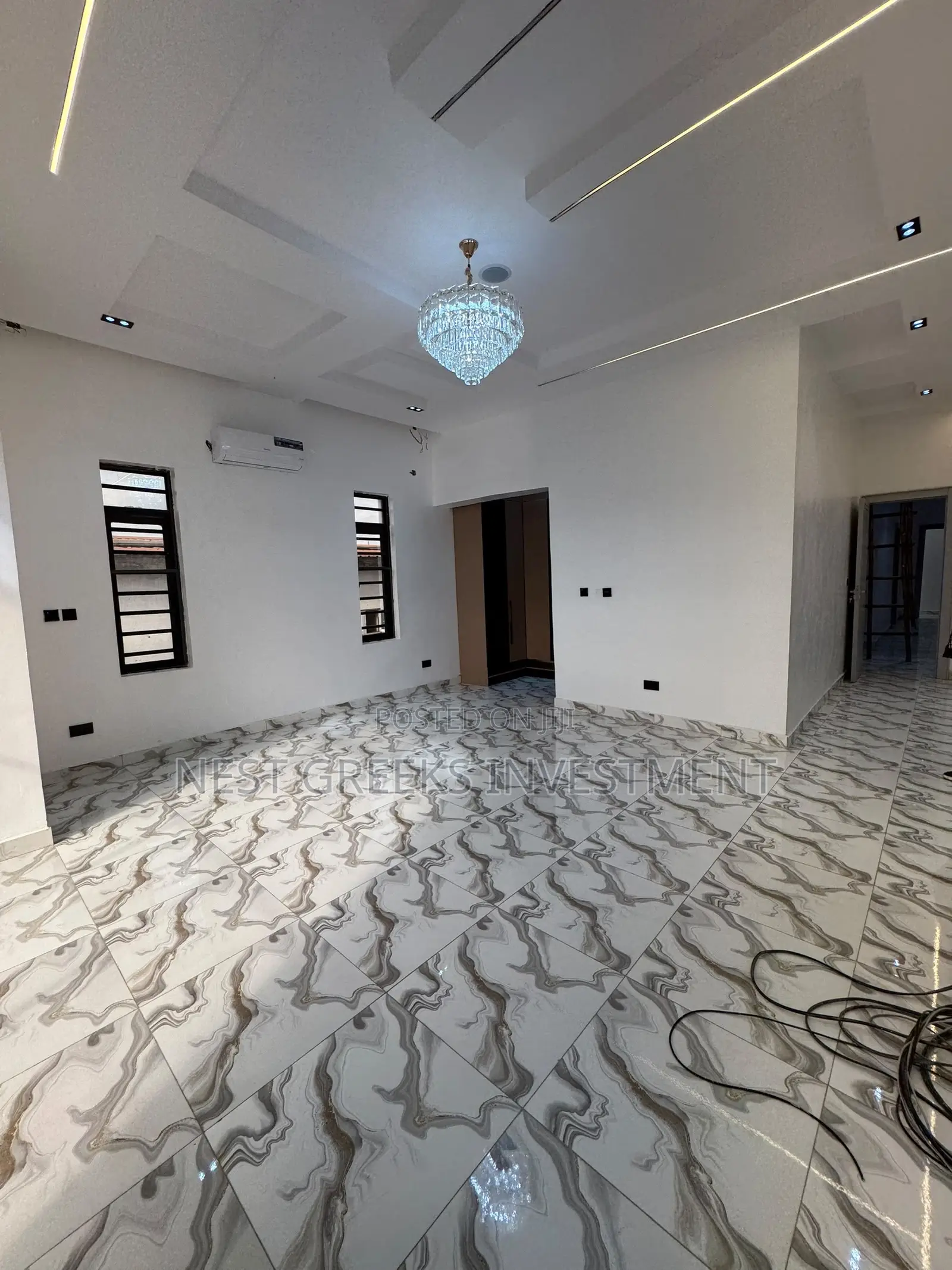5bdrm Duplex in Adeniyi Jones for sale