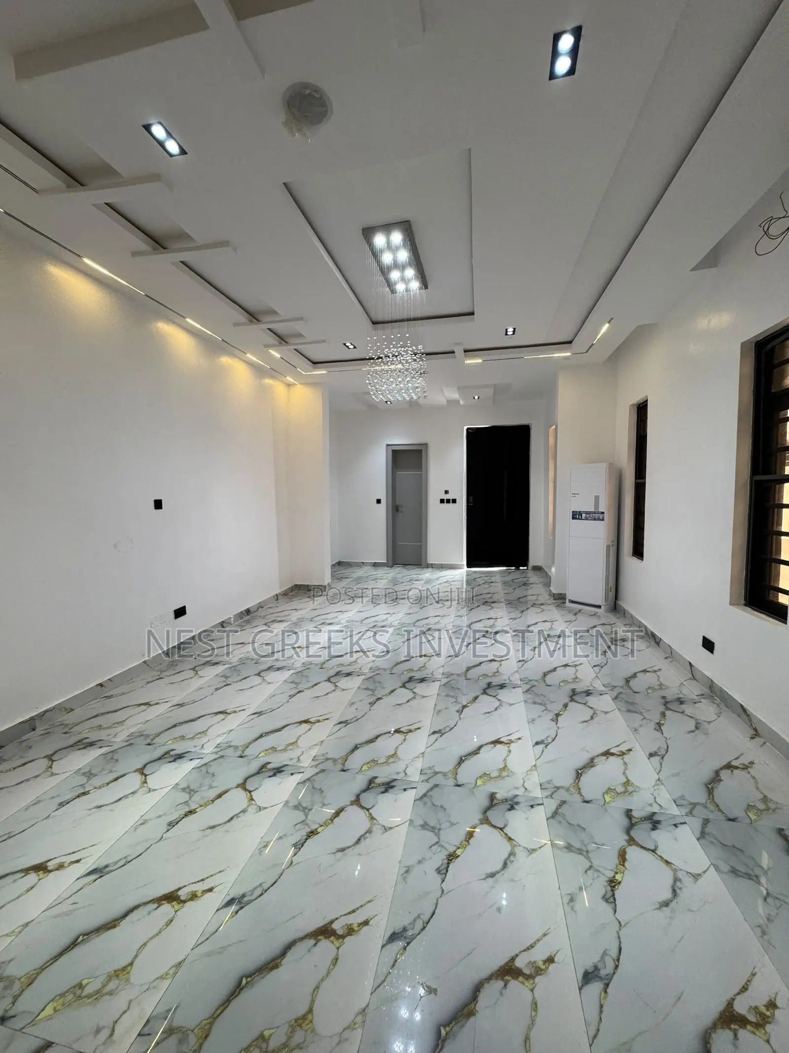 5bdrm Duplex in Adeniyi Jones for sale