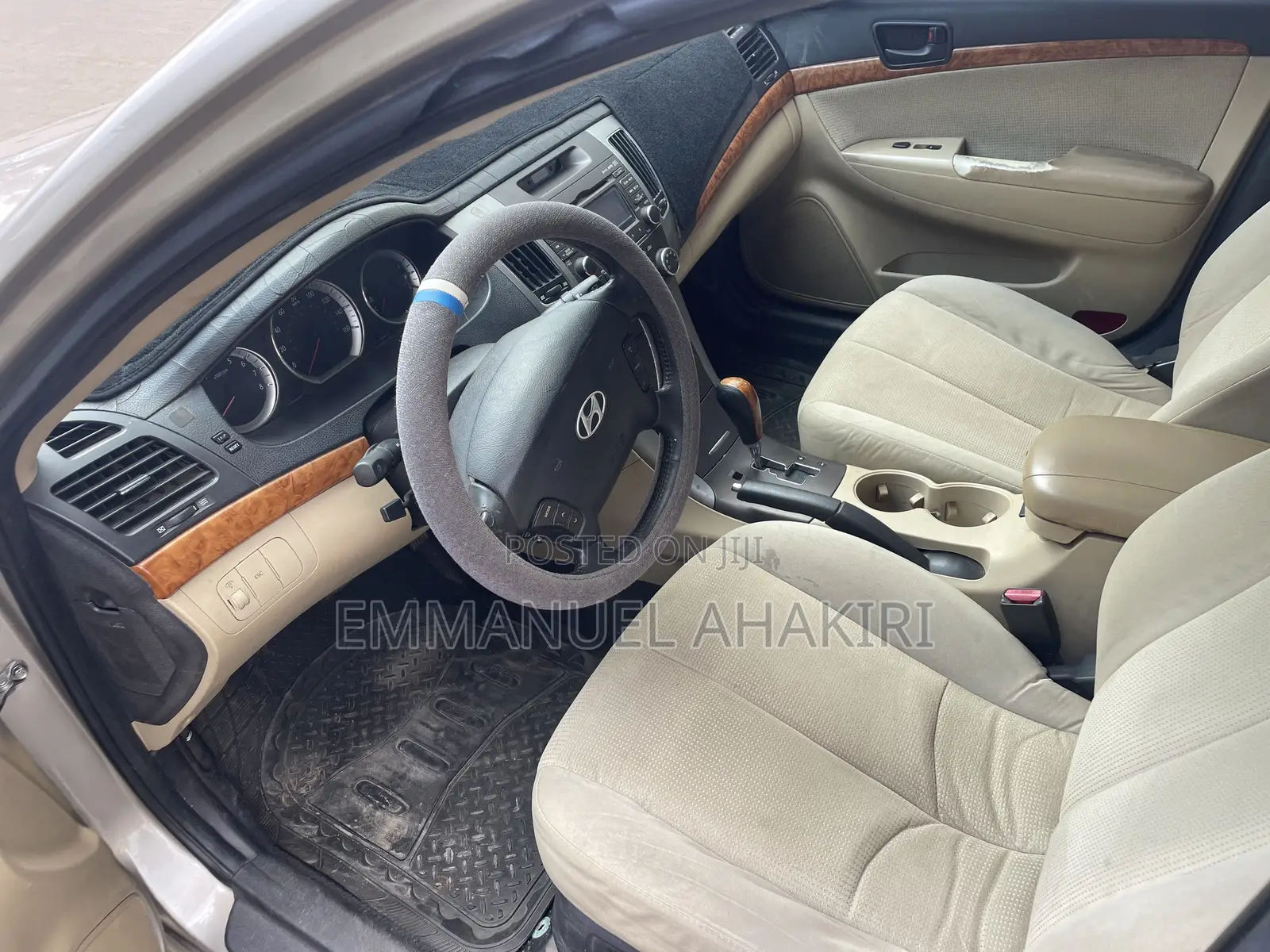 Hyundai Sonata 2009 Gold