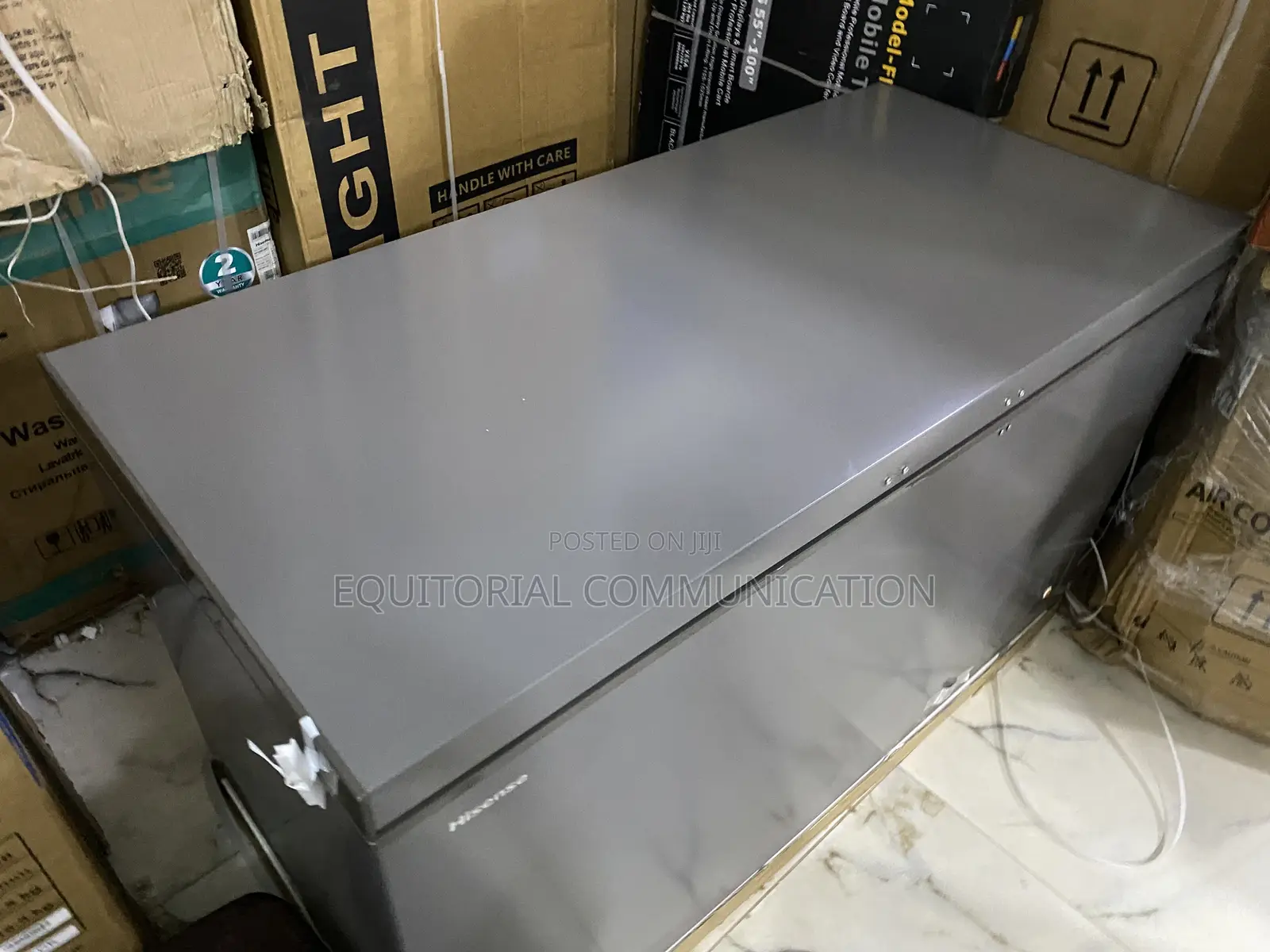 Hisense FC-55DD 420L Chest Freezer for Food Businesses