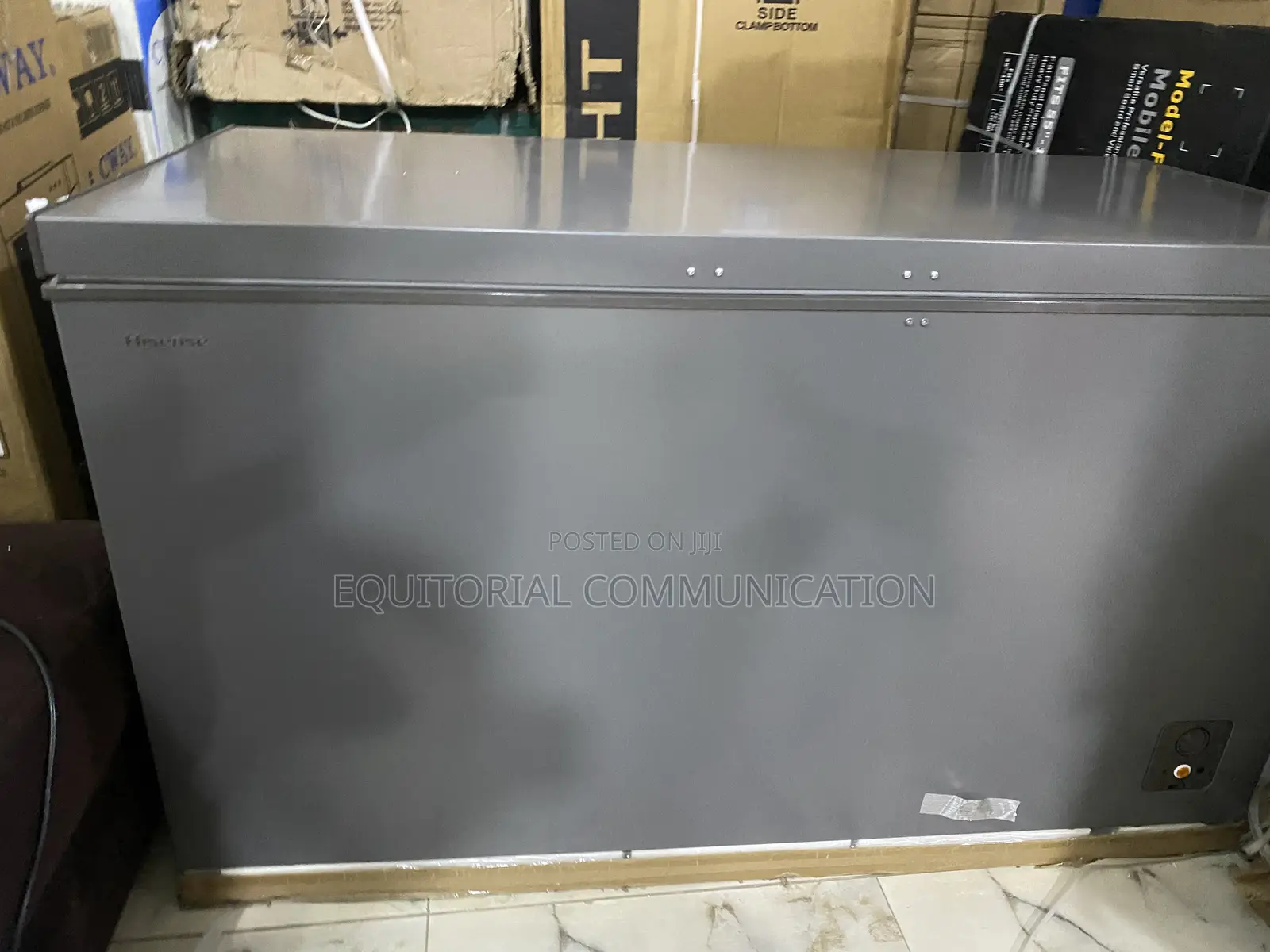 Hisense 420L FC-55DD Freezer for Restaurant Supplies