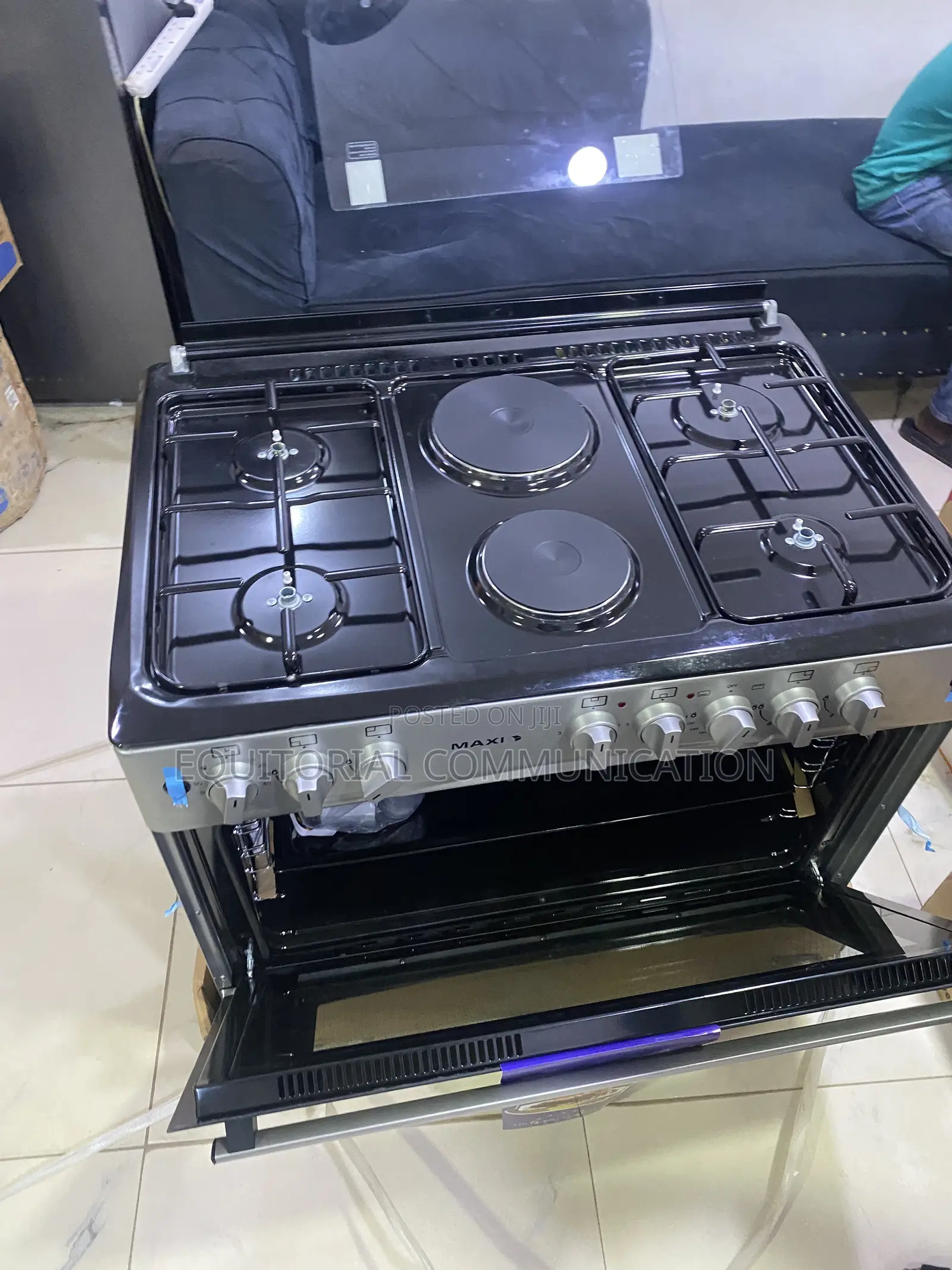 Maxi 60×90 F9E42G2 Cooker for Gas and Electric Meal Preparation