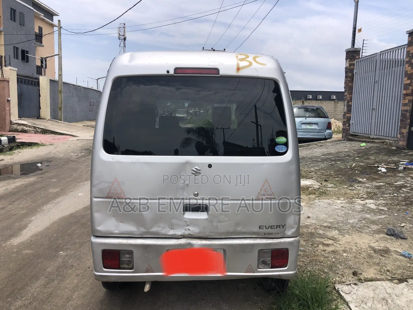 Suzuki APV Minibus 2011 Silver