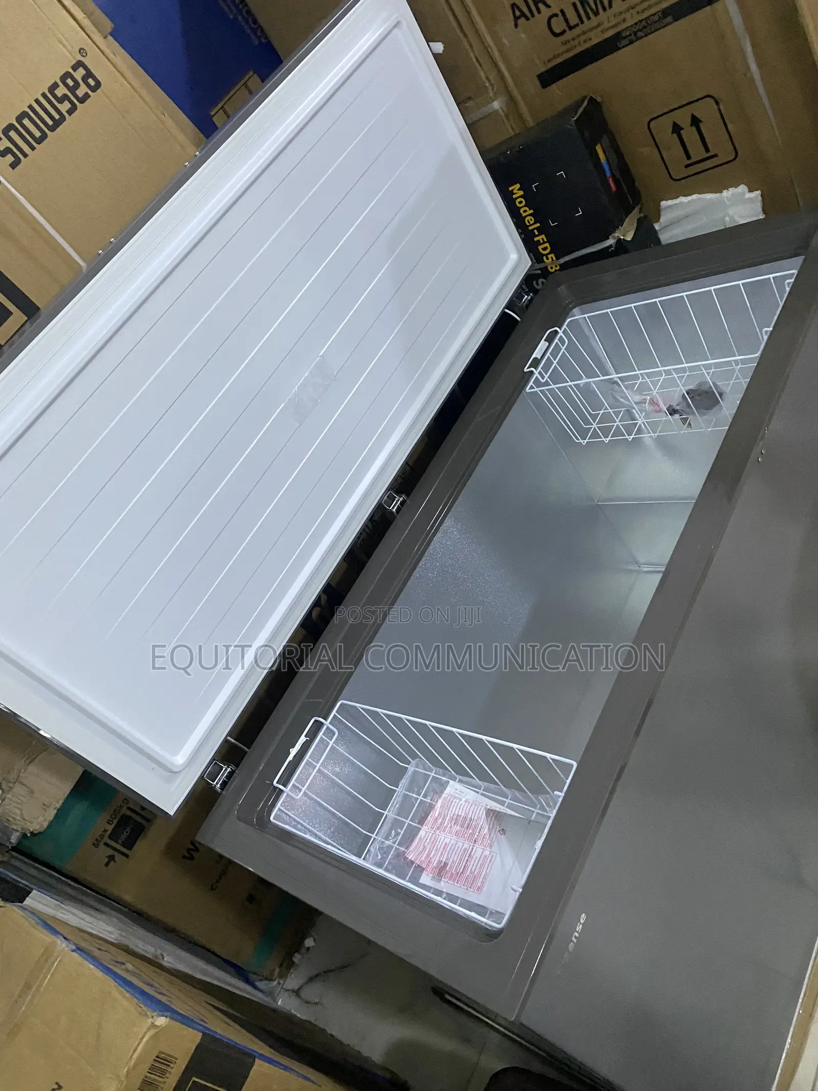 Hisense 420L Chest Freezer FC-55DD for Hospitality Businesses