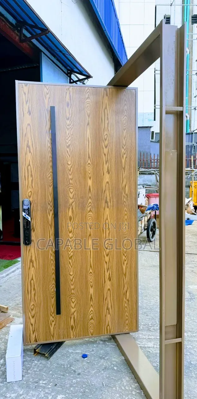 Oak Grain Pivot Entrance Door