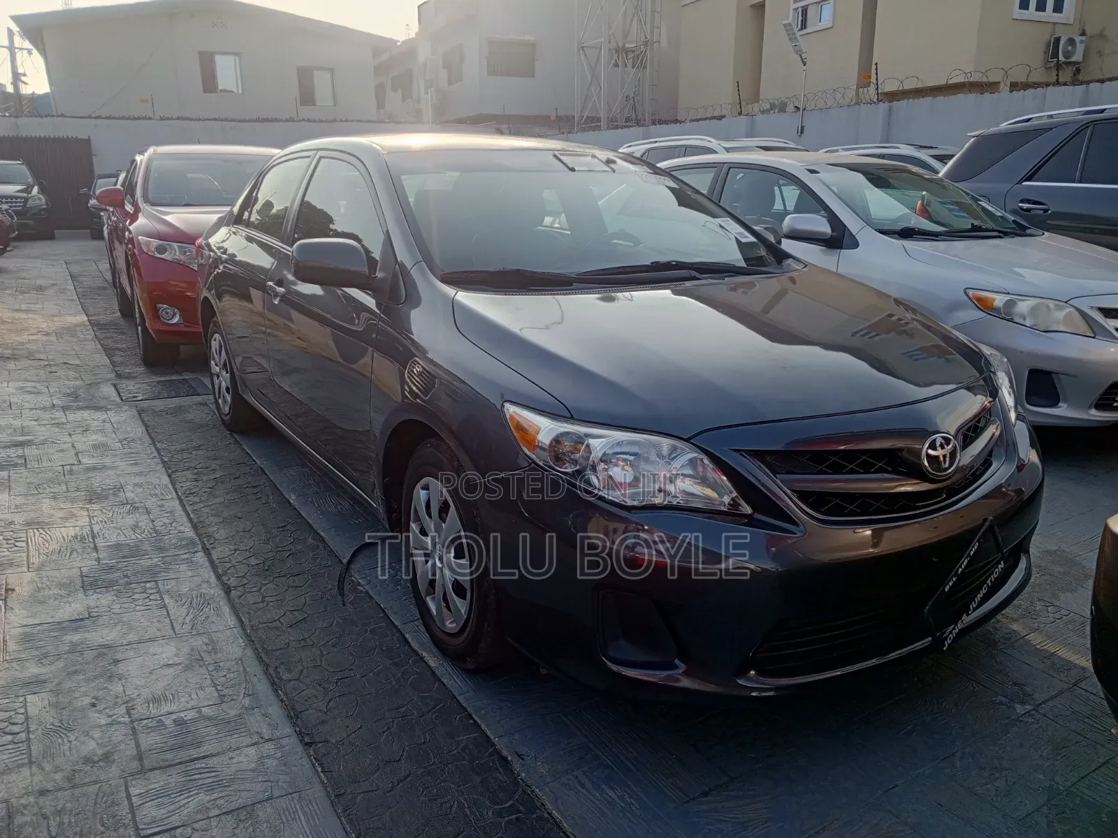 Toyota Corolla LE 4dr Sedan (1.8L 4cyl 4A) 2012 Gray