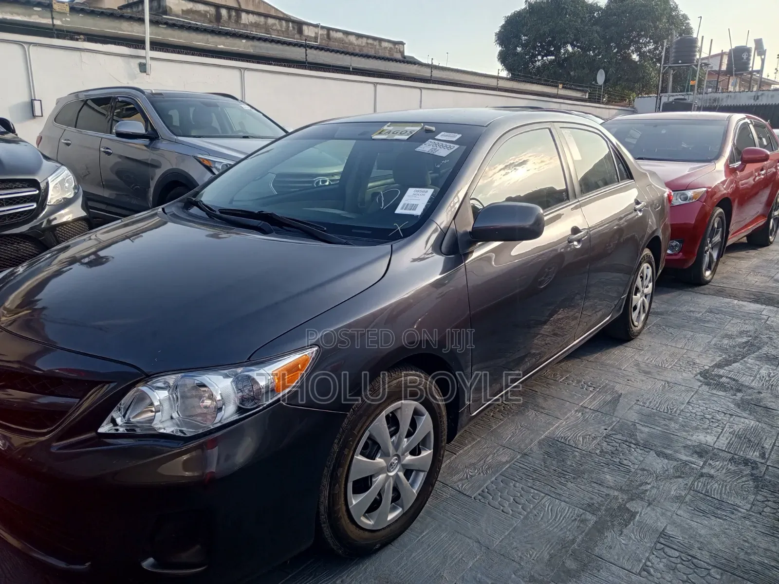 Toyota Corolla LE 4dr Sedan (1.8L 4cyl 4A) 2012 Gray