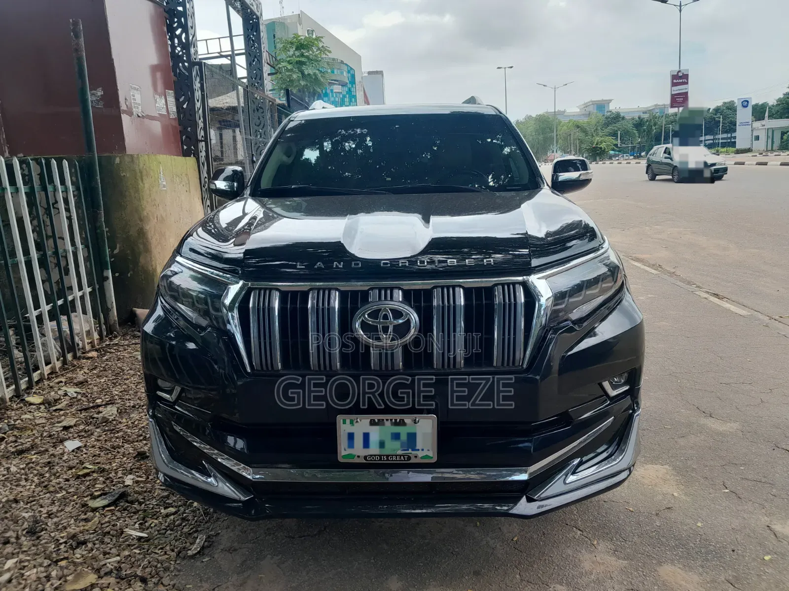 Toyota Land Cruiser Prado 2016 Black