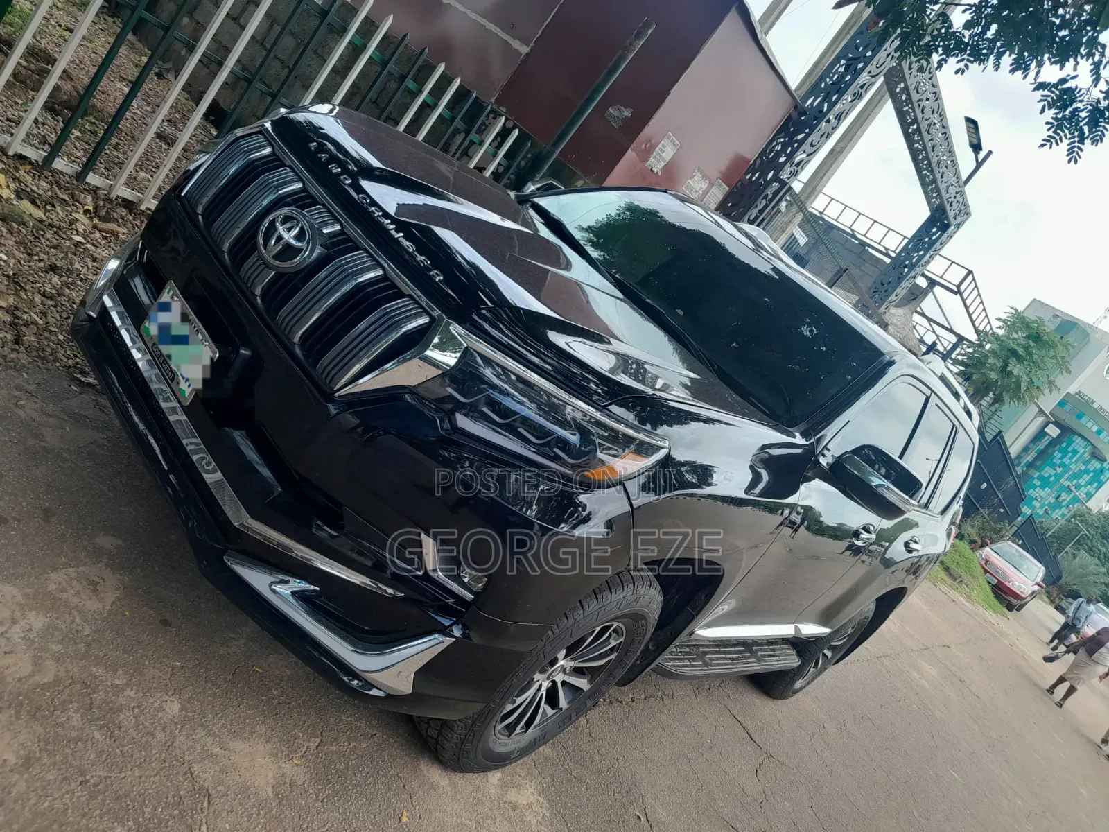 Toyota Land Cruiser Prado 2016 Black