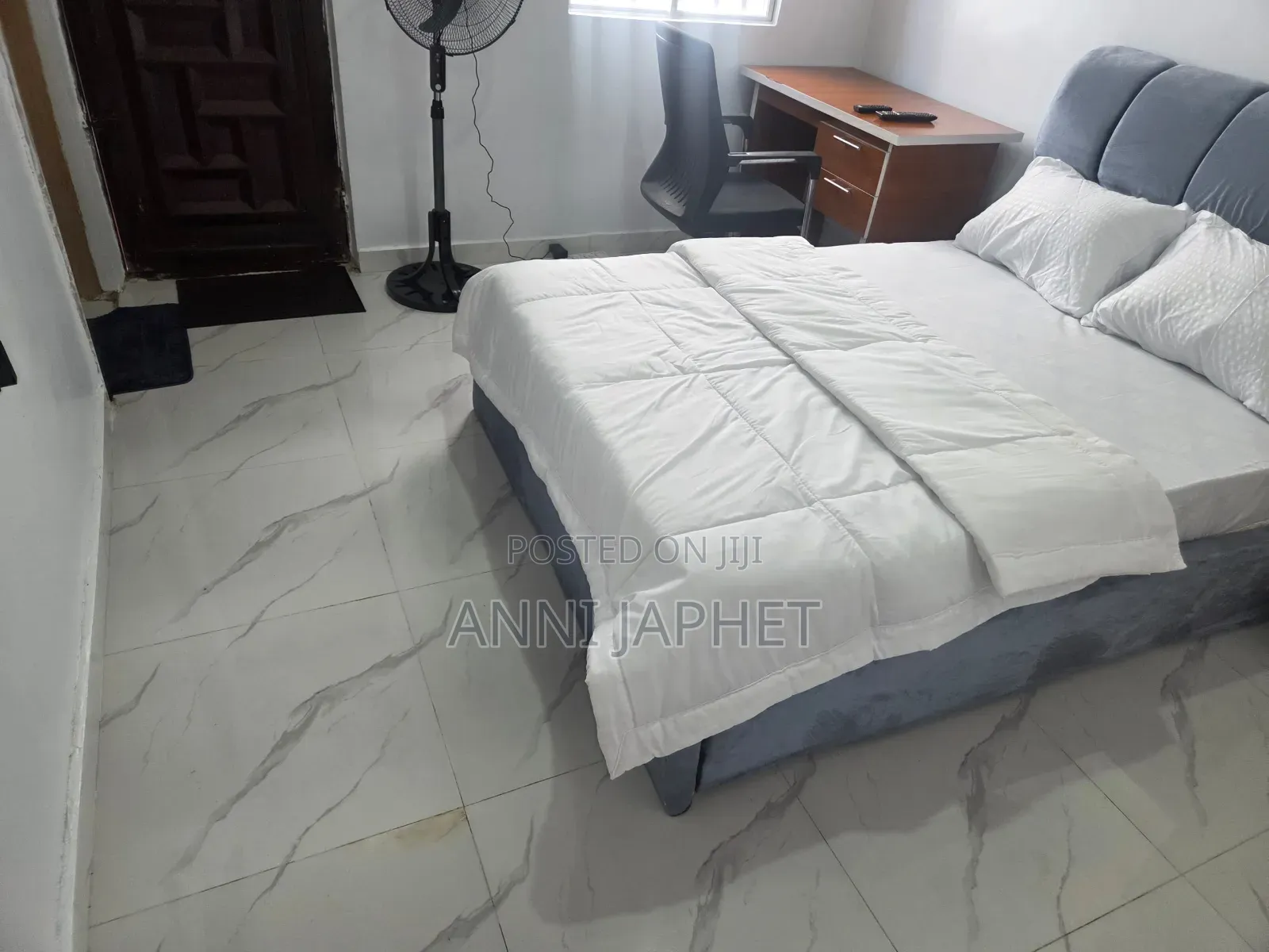 A Room Self Con to Let in Akure