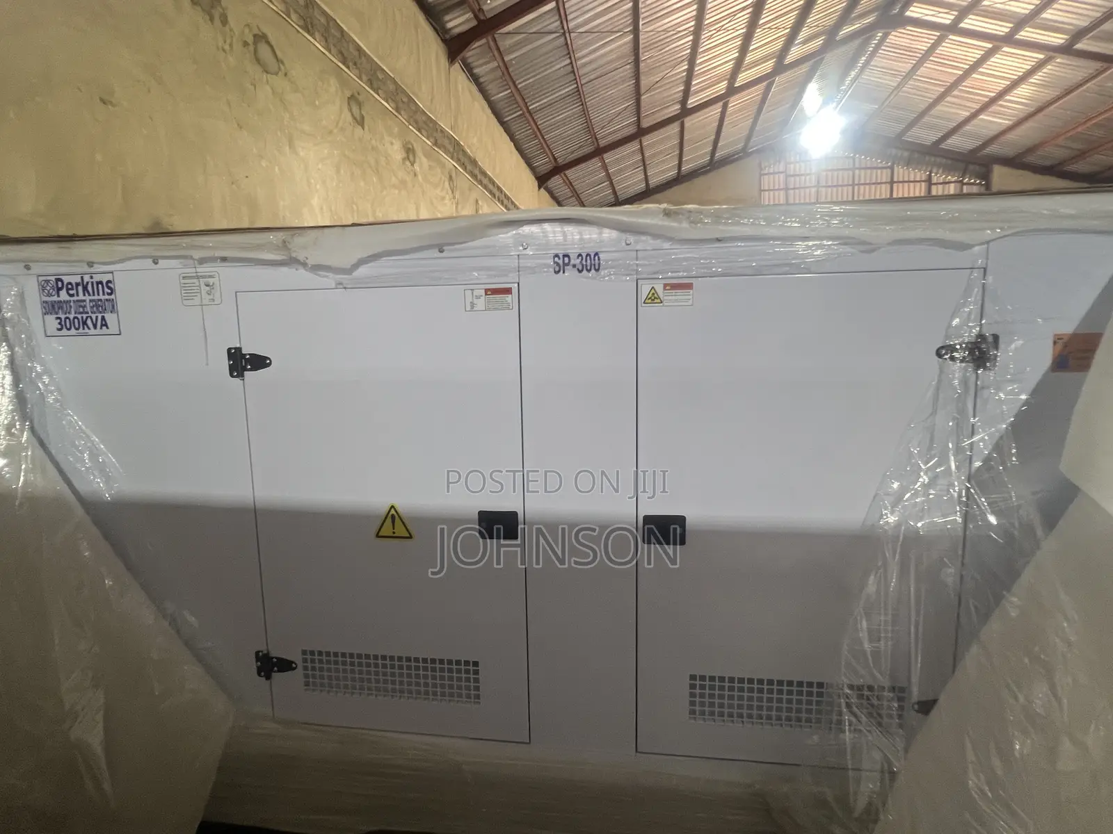 300kva Brand New UKPerkins Soundproof Diesel Generator 100% Copper 