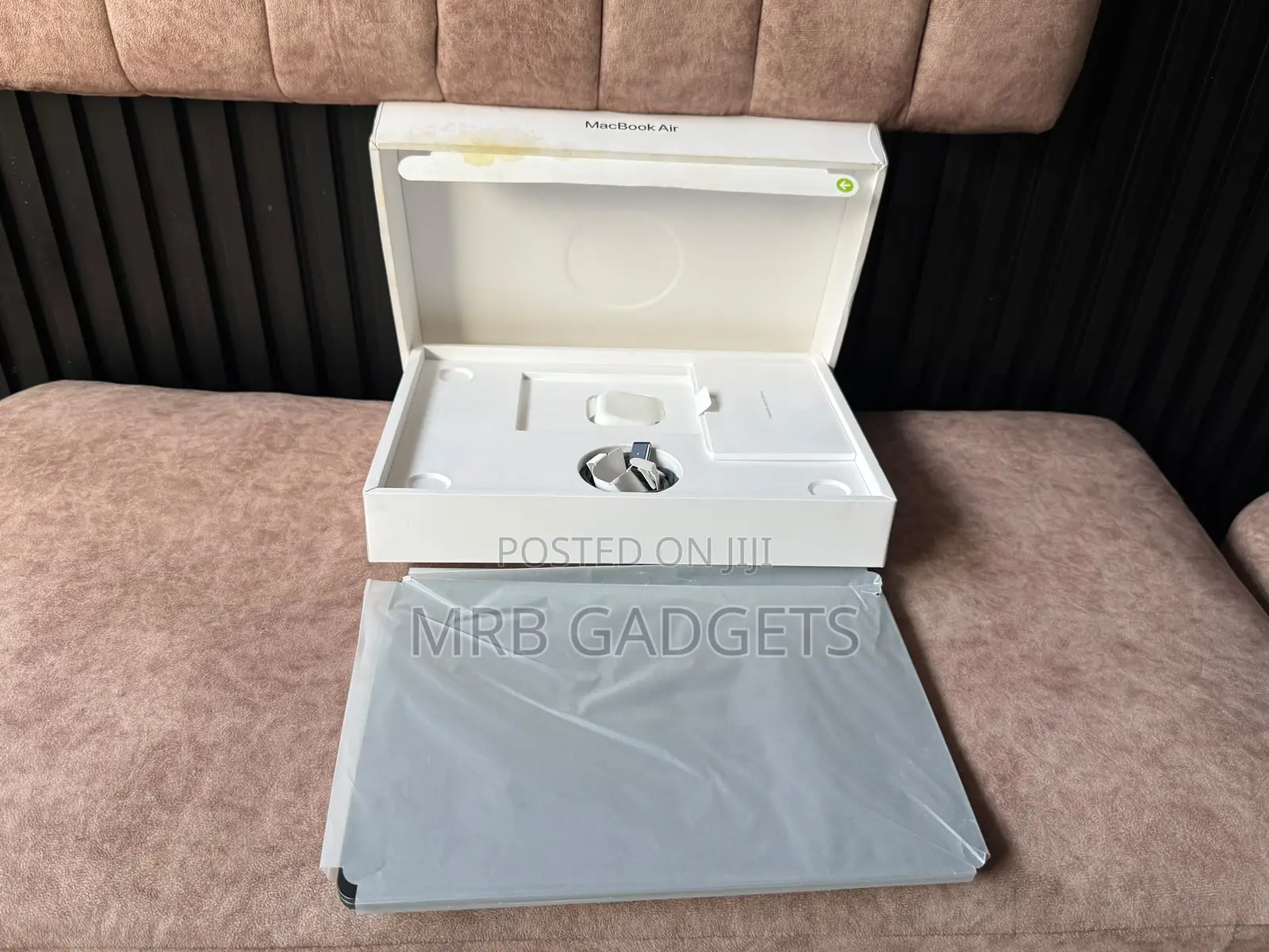 Laptop Apple MacBook Air 2026 M5 16GB Apple M5 SSD 512GB