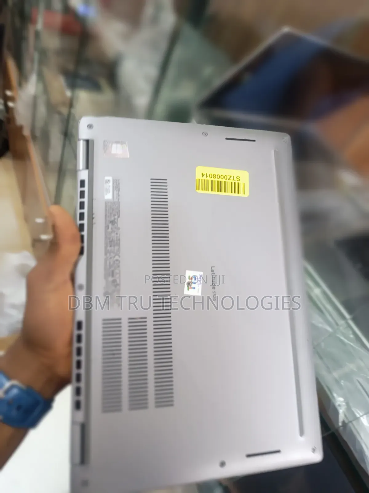 Laptop Dell Latitude 5320 16GB Intel Core i5 SSD 256GB