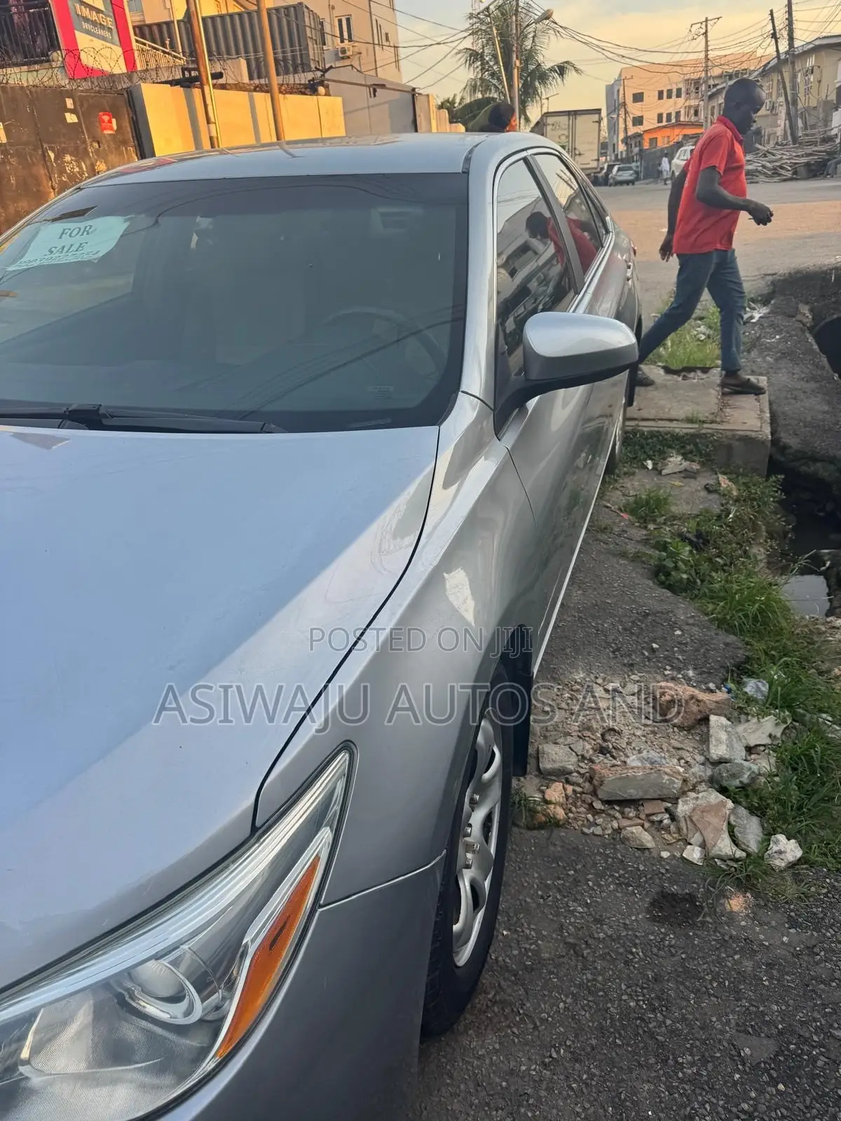 Toyota Camry LE 4dr Sedan (2.5L 4cyl 6A) 2015 Gray