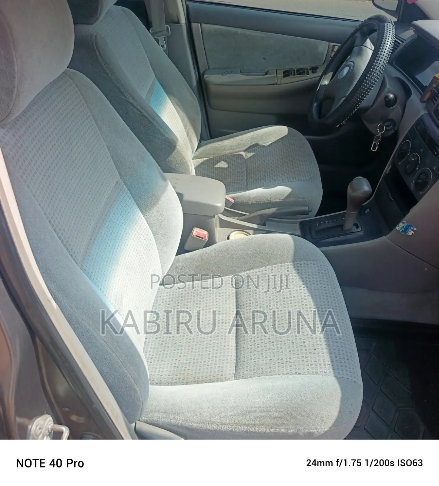 Toyota Corolla 2005 Gray