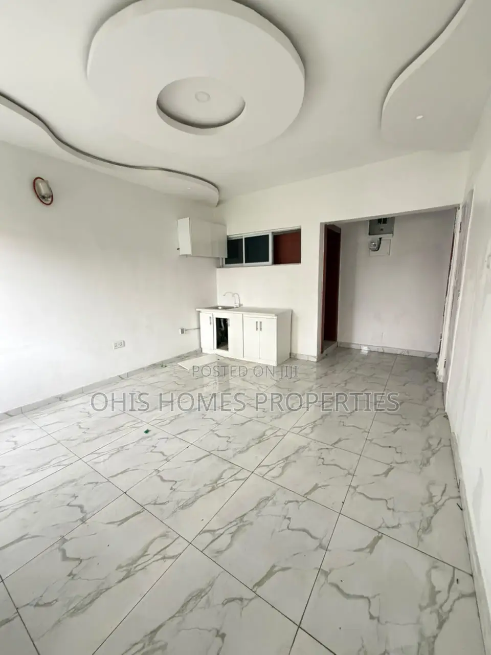 1bdrm Shared Apartment in Westend Estate, Ikota for rent