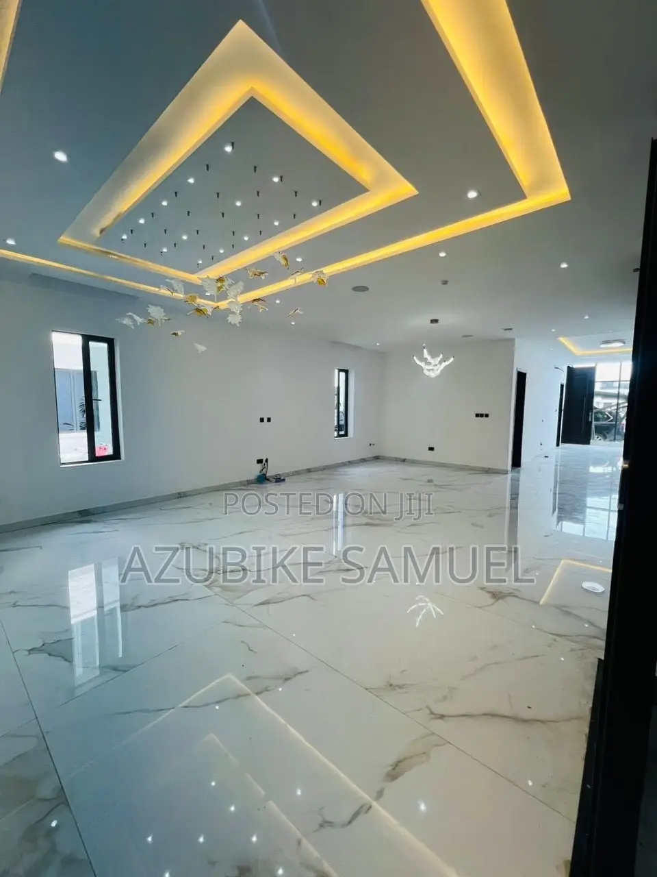 5bdrm Duplex in Cowrie Creek Ikate for sale