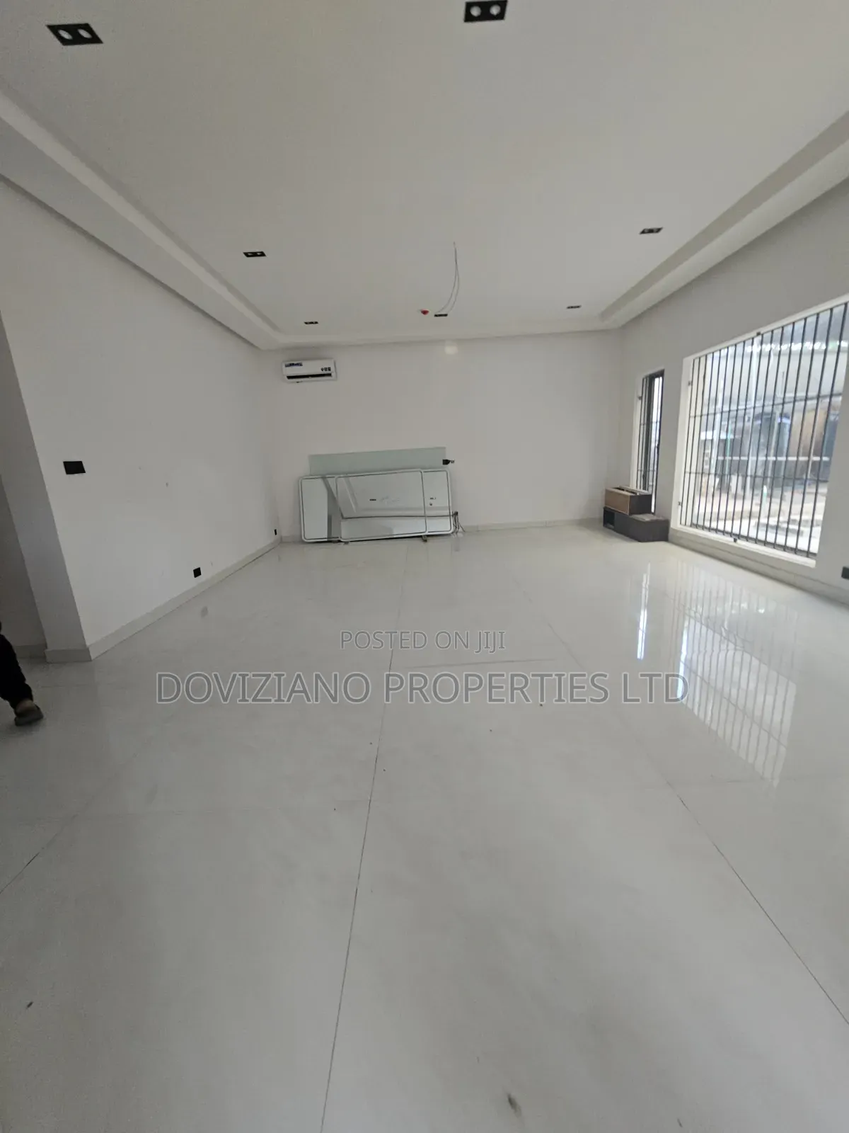 3bdrm Apartment in Banana Island for sale