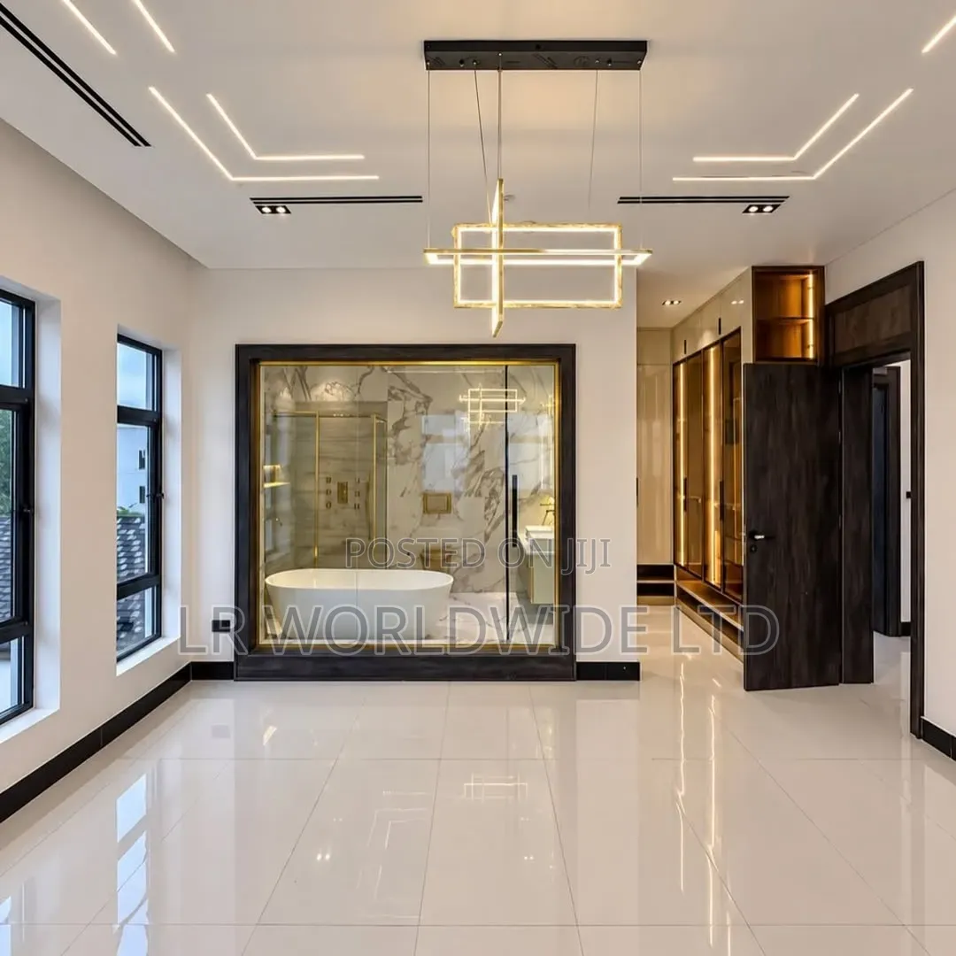 5bdrm Mansion in Asokoro for sale