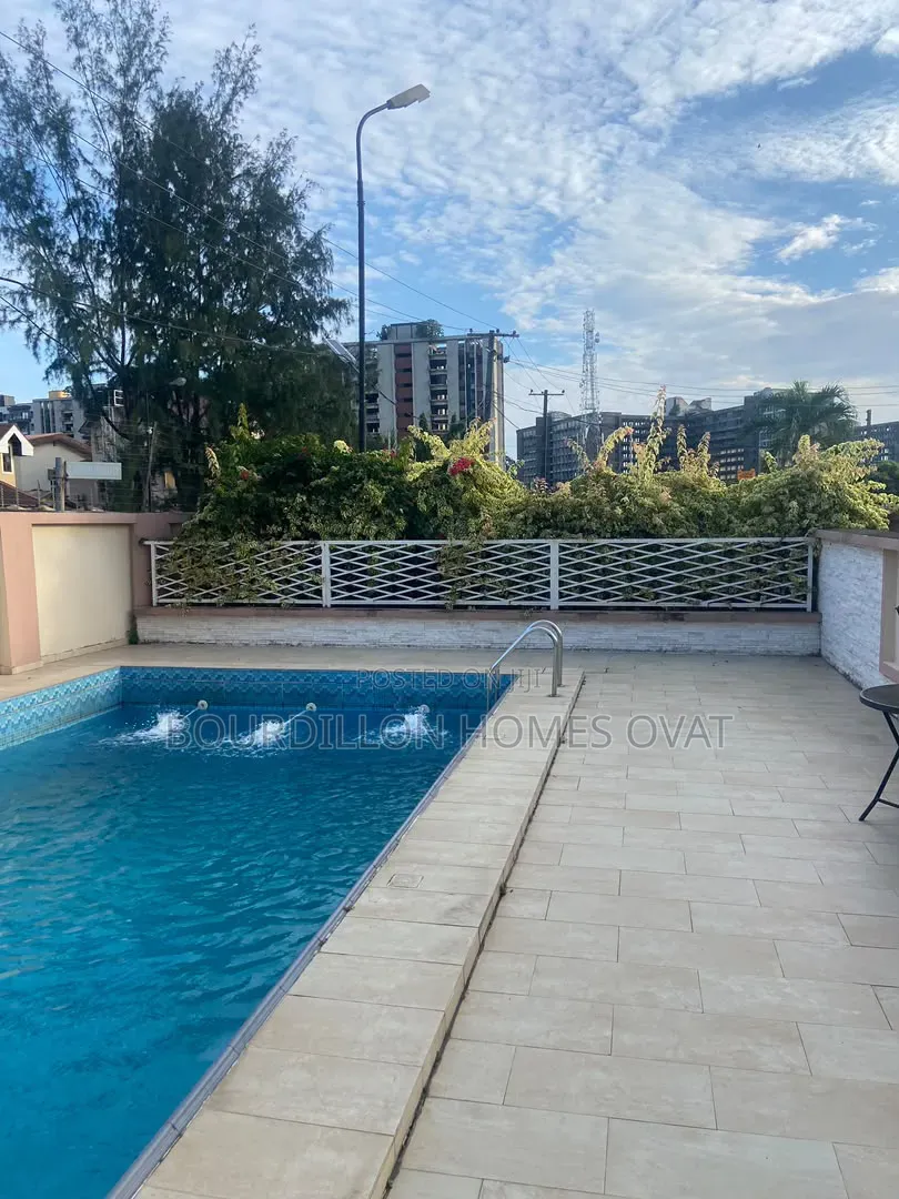 3bdrm Apartment in Old Ikoyi Lagos for rent