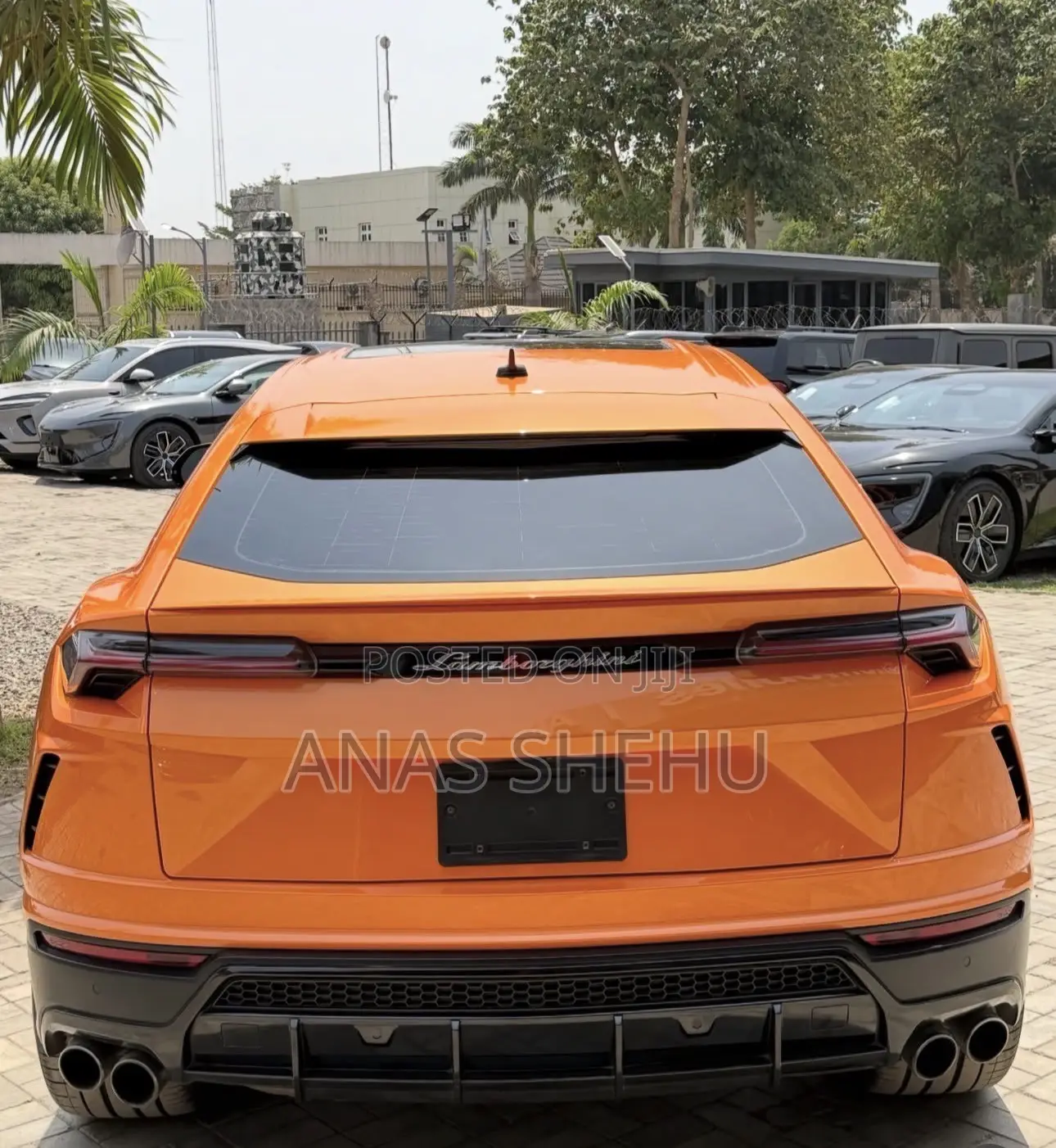 Lamborghini Urus 2022 Orange