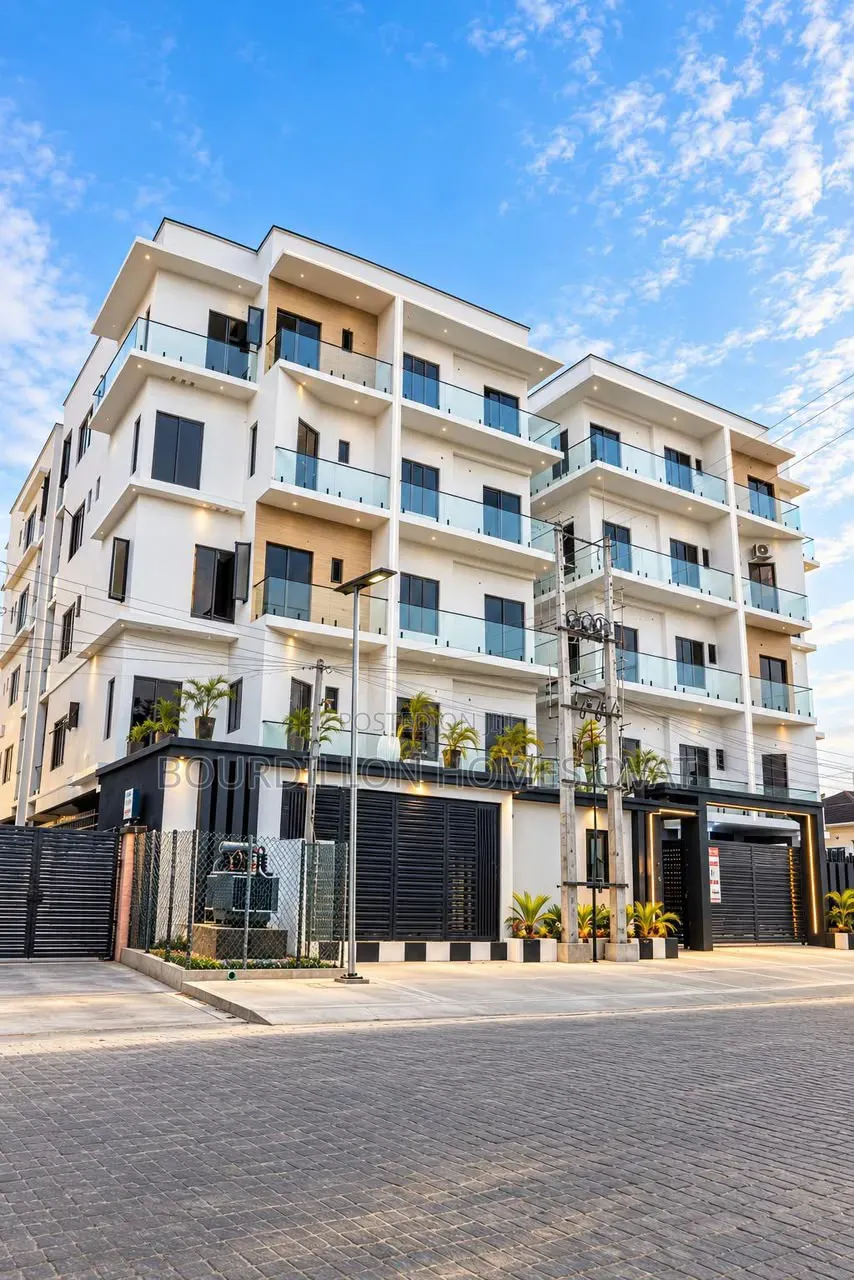 2bdrm Apartment in Lekki Phase 1 Lagos for sale