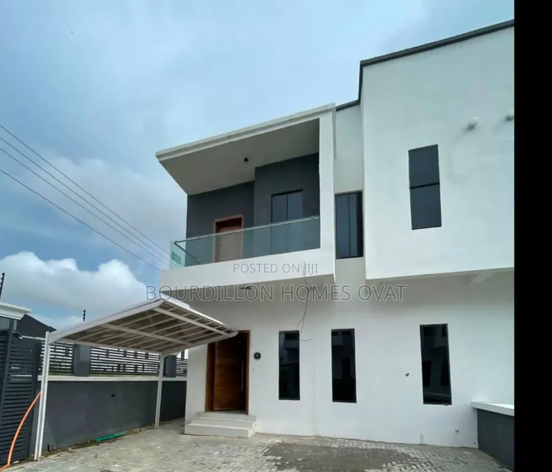 4bdrm Duplex in Harris Drive By Vgc for rent