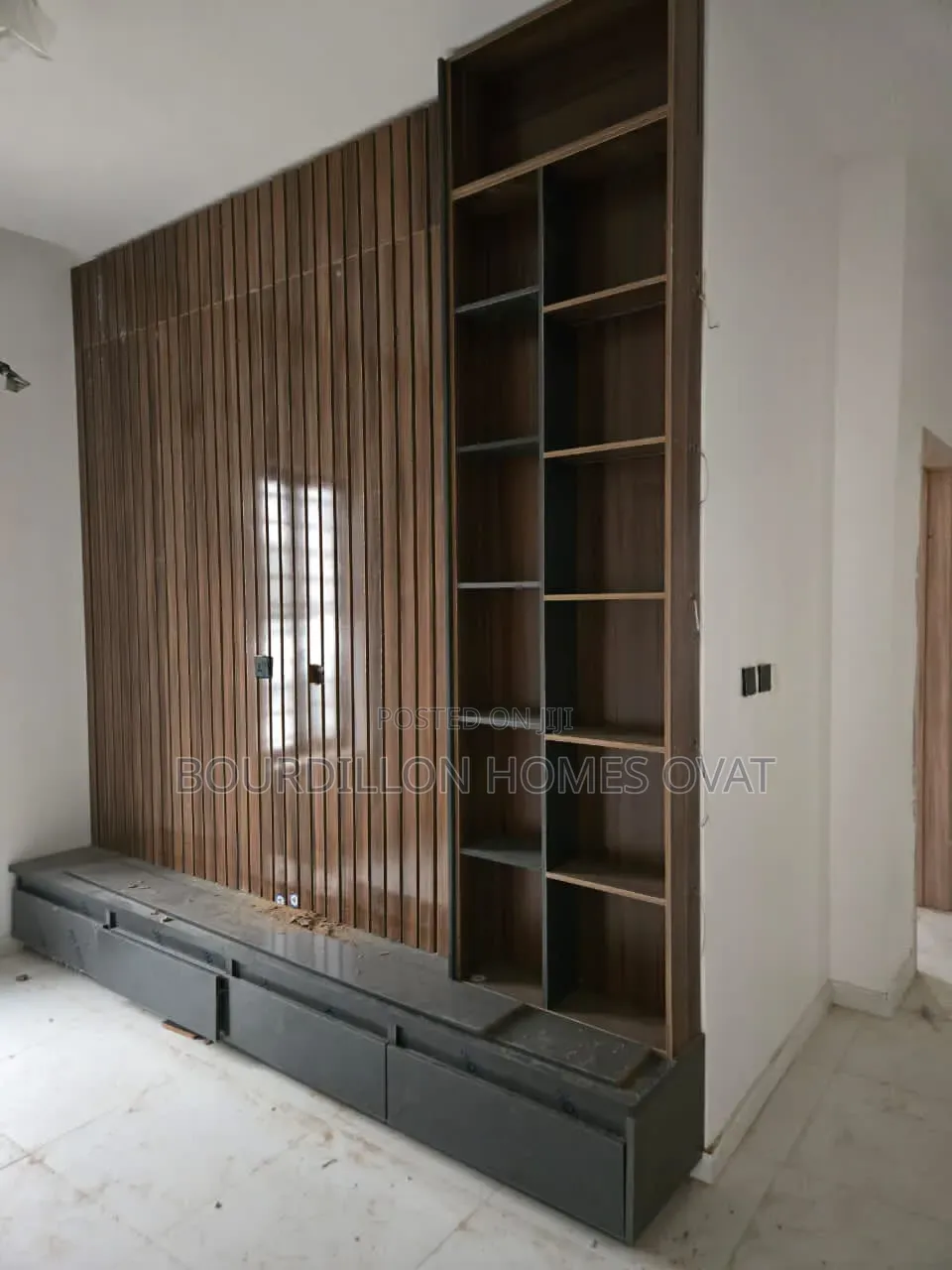 4bdrm Duplex in Harris Drive By Vgc for rent
