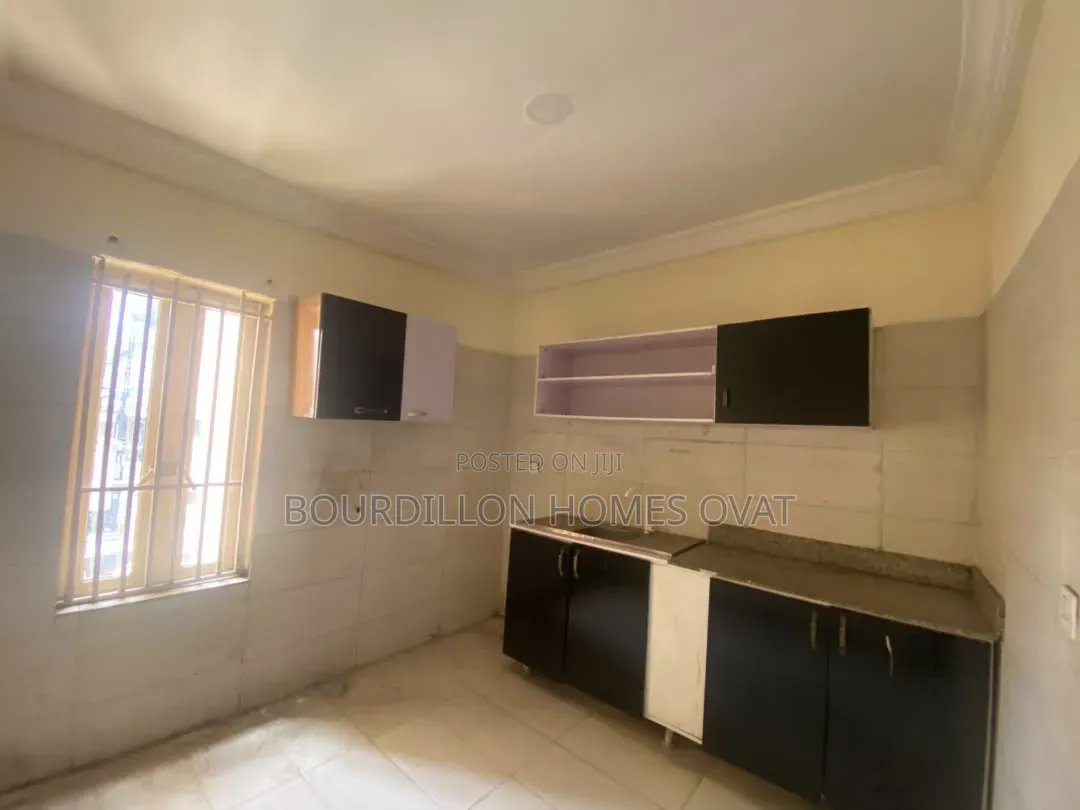 3bdrm Apartment in Chevron Lekki Lagos for rent