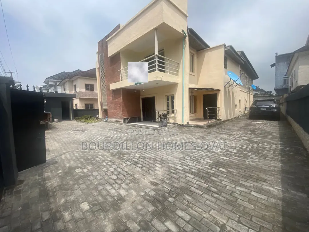 3bdrm Apartment in Chevron Lekki Lagos for rent