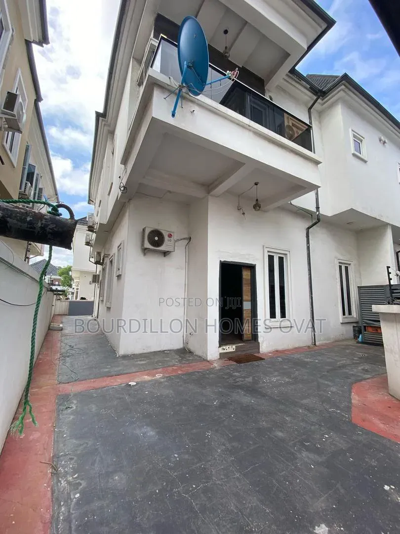 4bdrm Duplex in Chevron Lekki Lagos for rent